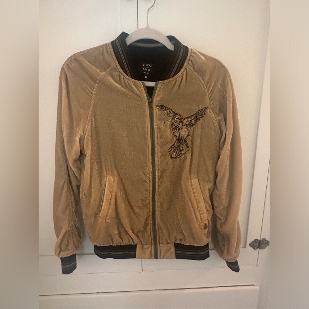 Silvercreek velvet embroidered bomber jacket size 34 (small)